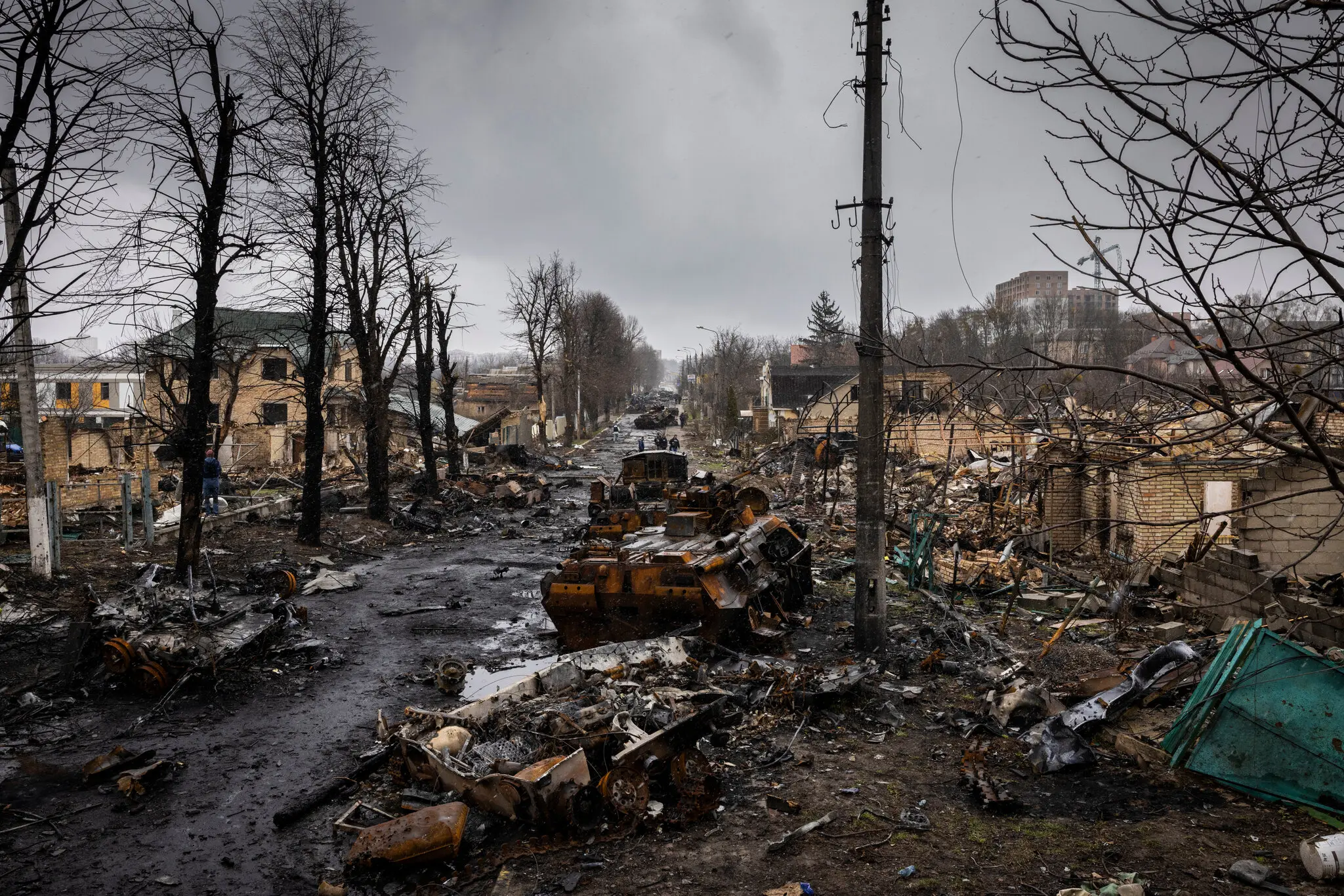 Russia invades Ukraine nationwide